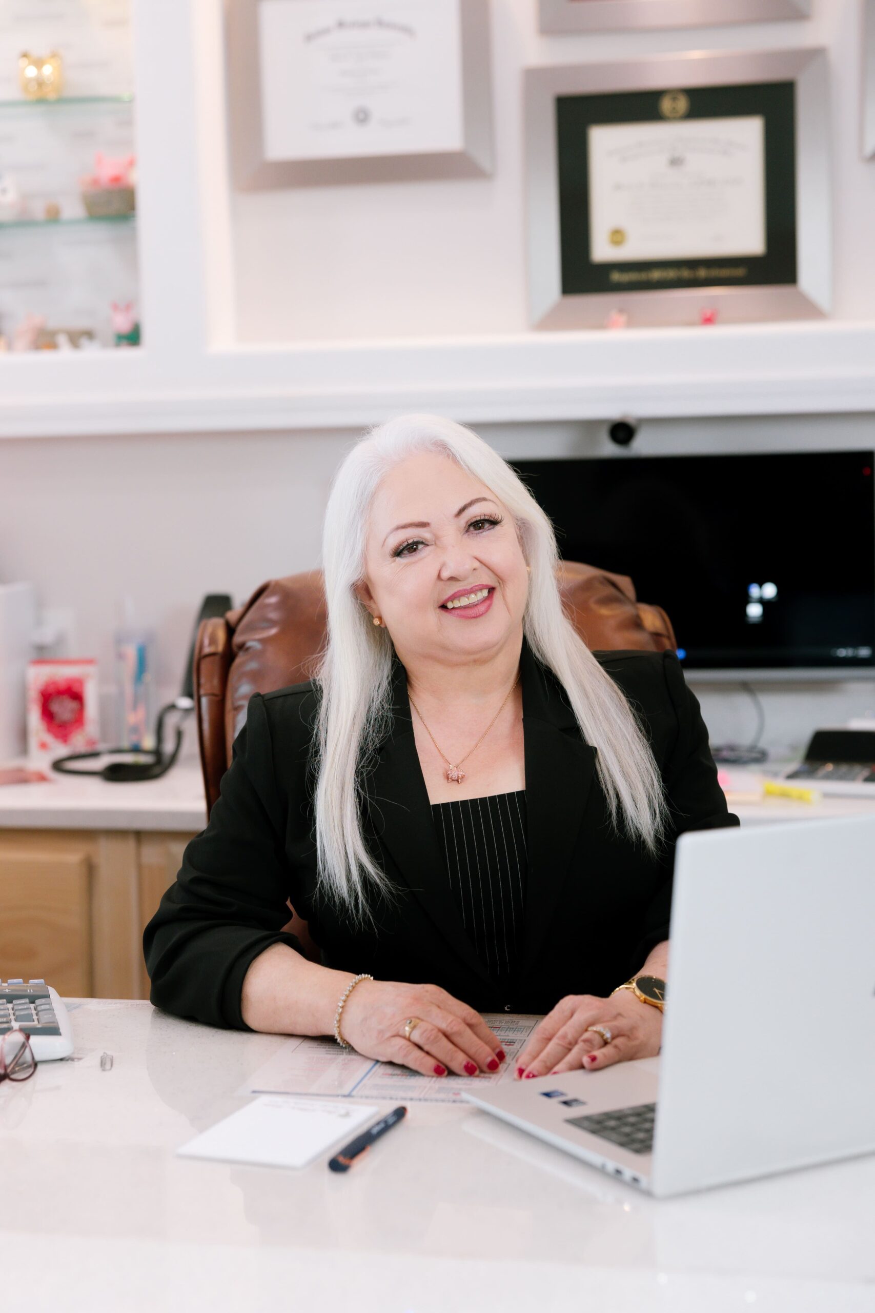 Maria Villarreal, Accountant